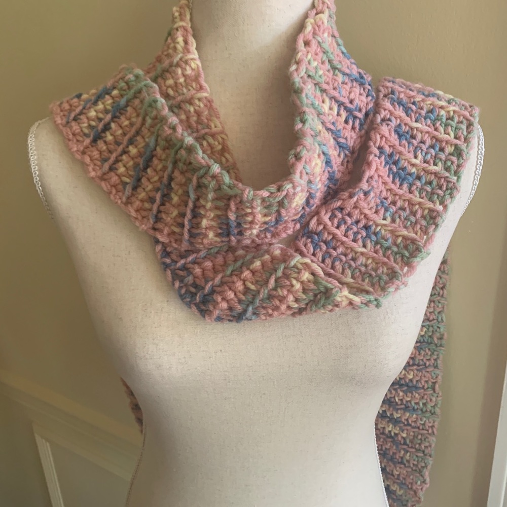Hand knit scarf
